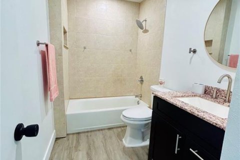House in Port Charlotte, Florida 2 bedrooms, 80.64 sq.m. № 1389213 - photo 13