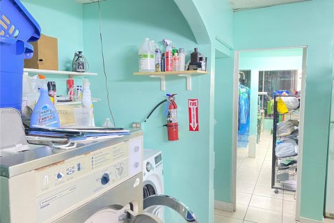 Immobilier commercial à vendre à Homestead, Floride № 1939658 - photo 8