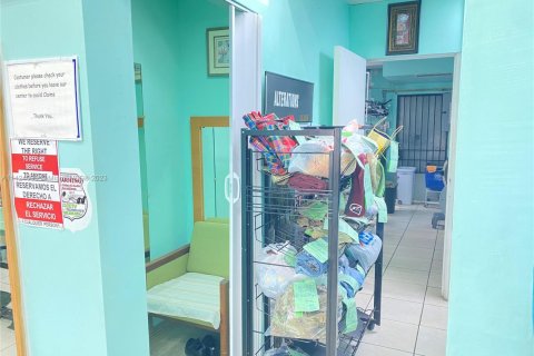 Immobilier commercial à vendre à Homestead, Floride № 1939658 - photo 2