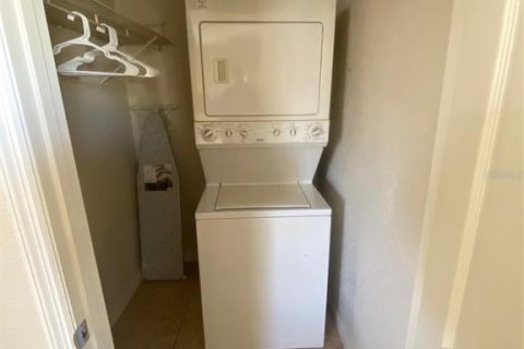Appartement à louer à Sarasota, Floride: 2 chambres, 111.48 m2 № 1721513 - photo 4