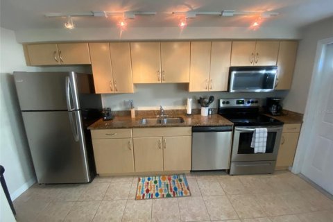 Appartement à louer à Sarasota, Floride: 2 chambres, 111.48 m2 № 1721513 - photo 14