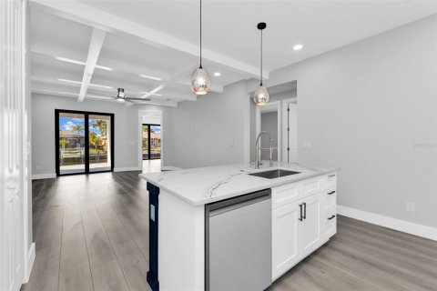 Villa ou maison à vendre à Punta Gorda, Floride: 3 chambres, 138.24 m2 № 2136091 - photo 11