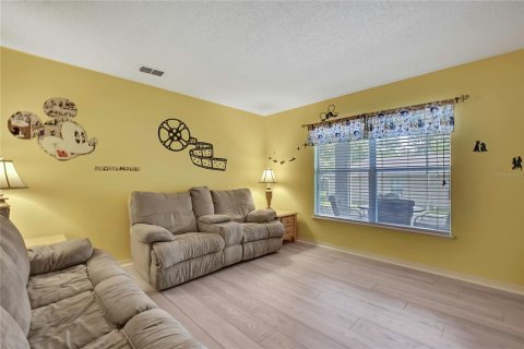 Villa ou maison à vendre à Weeki Wachee, Floride: 4 chambres, 265.89 m2 № 1717840 - photo 6
