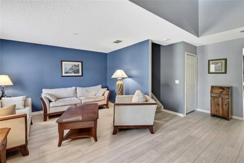 Villa ou maison à vendre à Weeki Wachee, Floride: 4 chambres, 265.89 m2 № 1717840 - photo 11