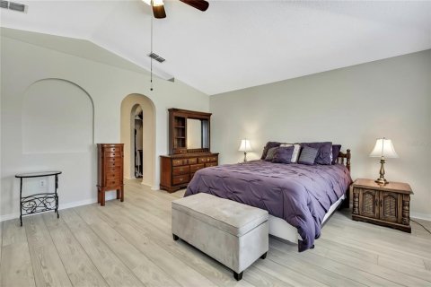 Villa ou maison à vendre à Weeki Wachee, Floride: 4 chambres, 265.89 m2 № 1717840 - photo 17