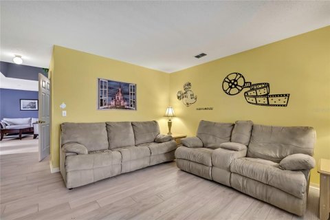 Villa ou maison à vendre à Weeki Wachee, Floride: 4 chambres, 265.89 m2 № 1717840 - photo 7