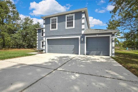 Villa ou maison à vendre à Weeki Wachee, Floride: 4 chambres, 265.89 m2 № 1717840 - photo 1