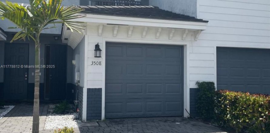 Touwnhouse à Lauderhill, Floride 2 chambres, 104.05 m2 № 1704248