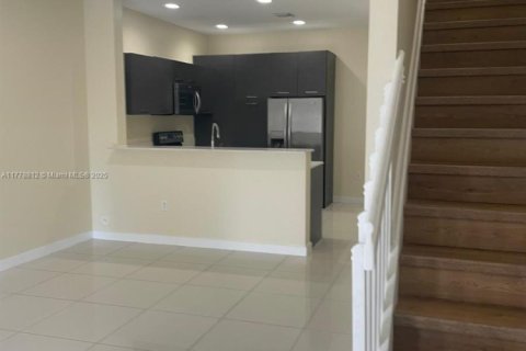 Touwnhouse à louer à Lauderhill, Floride: 2 chambres, 104.05 m2 № 1704248 - photo 3