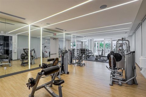 Townhouse in LANDMARK in Doral, Florida 3 bedrooms, 151.24 sq.m. № 2025439 - photo 29