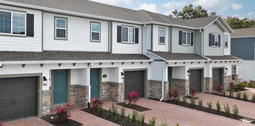 Townhouse in Orlando, Florida 3 bedrooms, 128.11 sq.m. № 2277256