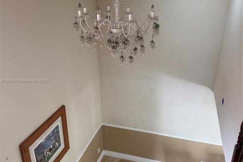 Townhouse in Miami, Florida 3 bedrooms, 107.4 sq.m. № 1946166 - photo 13