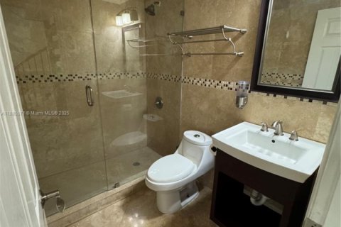 Townhouse in Miami, Florida 3 bedrooms, 107.4 sq.m. № 1946166 - photo 8