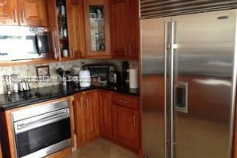 Townhouse in Miami, Florida 3 bedrooms, 107.4 sq.m. № 1946166 - photo 7
