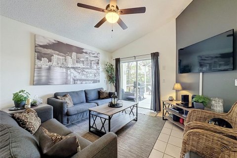 Casa en venta en Haines City, Florida, 4 dormitorios, 143.26 m2 № 2388307 - foto 10