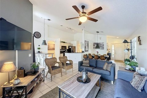 Casa en venta en Haines City, Florida, 4 dormitorios, 143.26 m2 № 2388307 - foto 12