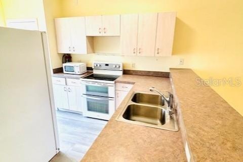 Copropriété à louer à Kissimmee, Floride: 3 chambres, 113.15 m2 № 2166175 - photo 6