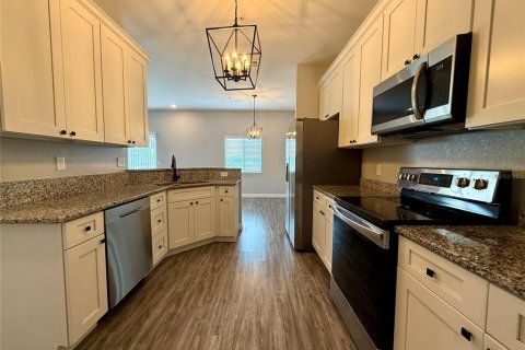 Villa ou maison à louer à Winter Haven, Floride: 3 chambres, 150.97 m2 № 2383961 - photo 13