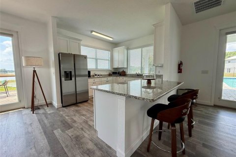 Villa ou maison à louer à Winter Haven, Floride: 3 chambres, 150.97 m2 № 2383961 - photo 28