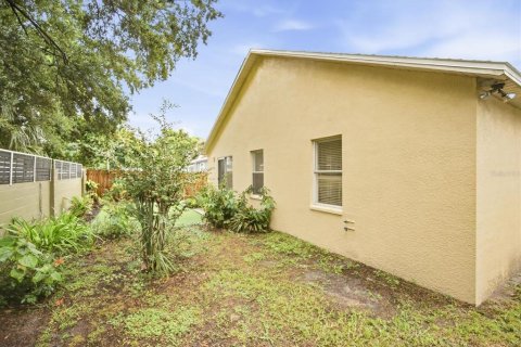 Casa en venta en Tampa, Florida, 3 dormitorios, 149.39 m2 № 2408731 - foto 28