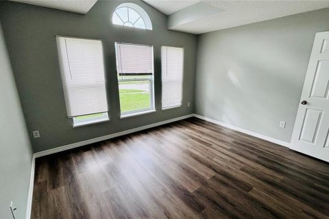 House in Clermont, Florida 4 bedrooms, 174.1 sq.m. № 1912923 - photo 12