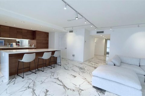 Copropriété à louer à Tampa, Floride: 2 chambres, 158.12 m2 № 2379441 - photo 12