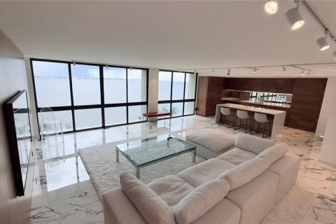 Copropriété à louer à Tampa, Floride: 2 chambres, 158.12 m2 № 2379441 - photo 4