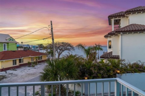 Condominio en venta en Bradenton Beach, Florida, 1 dormitorio, 55.18 m2 № 1718506 - foto 21