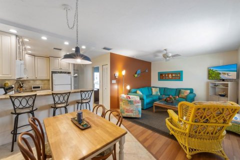 Condominio en venta en Bradenton Beach, Florida, 1 dormitorio, 55.18 m2 № 1718506 - foto 4