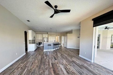 House in Merrit Island, Florida 4 bedrooms, 244.98 sq.m. № 1823025 - photo 2
