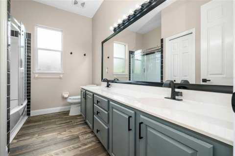 House in Merrit Island, Florida 4 bedrooms, 244.98 sq.m. № 1823025 - photo 29