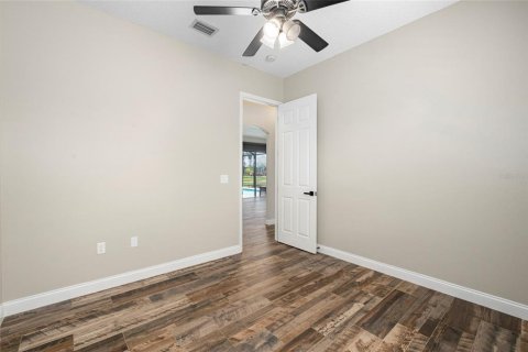 House in Merrit Island, Florida 4 bedrooms, 244.98 sq.m. № 1823025 - photo 28