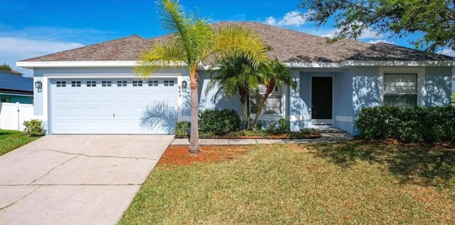 Villa ou maison à Winter Garden, Floride 4 chambres, 178.28 m2 № 2432685