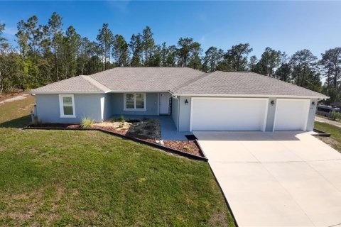 House in Beverly Hills, Florida 4 bedrooms, 169.36 sq.m. № 2219039