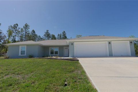 House in Beverly Hills, Florida 4 bedrooms, 169.36 sq.m. № 2219039 - photo 2