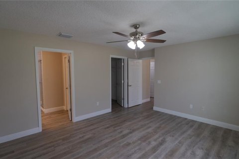 House in Beverly Hills, Florida 4 bedrooms, 169.36 sq.m. № 2219039 - photo 12