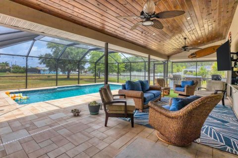 House in Englewood, Florida 3 bedrooms, 171.87 sq.m. № 2410060 - photo 26