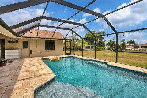House in Englewood, Florida 3 bedrooms, 171.87 sq.m. № 2410060 - photo 30