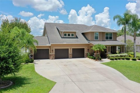 House in Ormond Beach, Florida 4 bedrooms, 305.56 sq.m. № 1855481 - photo 1