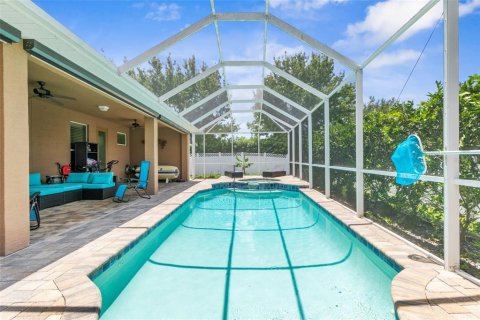 House in Ormond Beach, Florida 4 bedrooms, 305.56 sq.m. № 1855481 - photo 22