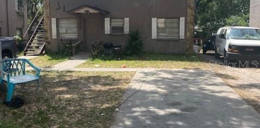 Immobilier commercial à Tampa, Floride 3 chambres, 161.28 m2 № 1717328