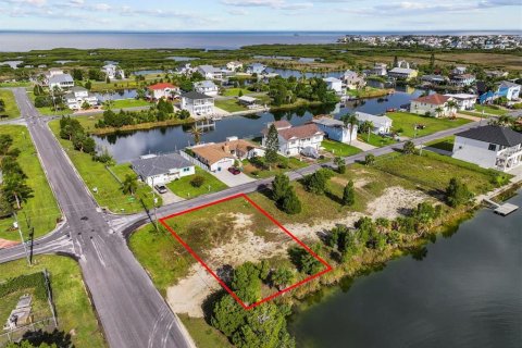Terreno en venta en Hernando Beach, Florida № 1904474 - foto 4