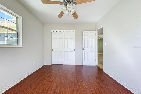 House in Seminole, Florida 2 bedrooms, 116.13 sq.m. № 1602651 - photo 21