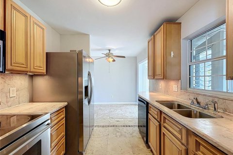 House in Seminole, Florida 2 bedrooms, 116.13 sq.m. № 1602651 - photo 16