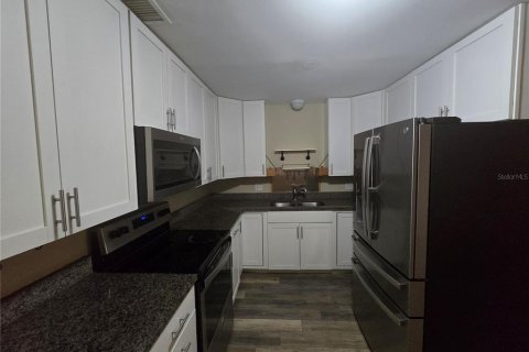 Снять в аренду квартиру в Сарасота, Флорида 4 комнаты, 116.13м2, № 1849932 - фото 3