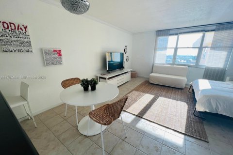 Copropriété à vendre à Hollywood, Floride: 45.15 m2 № 2187903 - photo 9