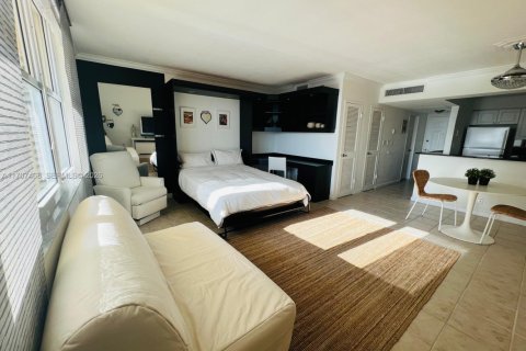 Copropriété à vendre à Hollywood, Floride: 45.15 m2 № 2187903 - photo 4