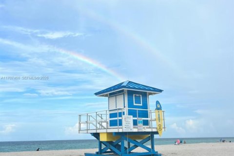 Copropriété à vendre à Hollywood, Floride: 45.15 m2 № 2187903 - photo 24
