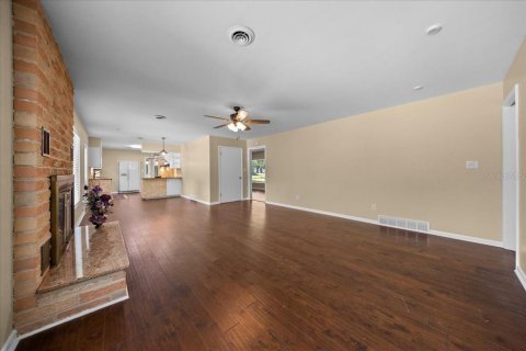 Villa ou maison à vendre à Ocala, Floride: 3 chambres, 219.44 m2 № 2204404 - photo 9