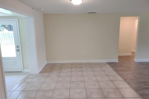 Villa ou maison à louer à Venice, Floride: 4 chambres, 138.52 m2 № 2380596 - photo 13